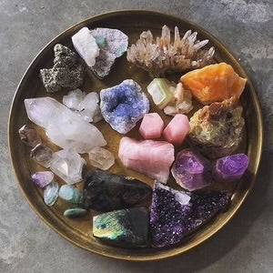 Crystal Healing 101: A Beginner's Guide to the Energetic Properties of Crystals